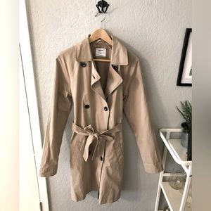 OLD NAVY Classic Trench Coat Size Small Tall. Like new!